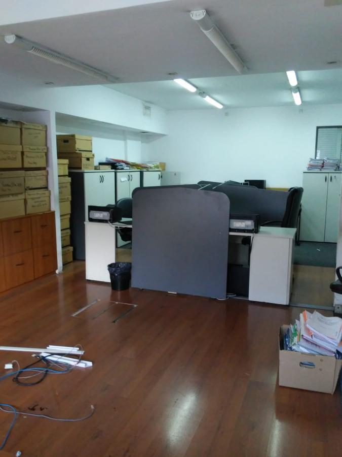 Venta de oficina de 365 m2 en Tribunales , valor rebajado!!!