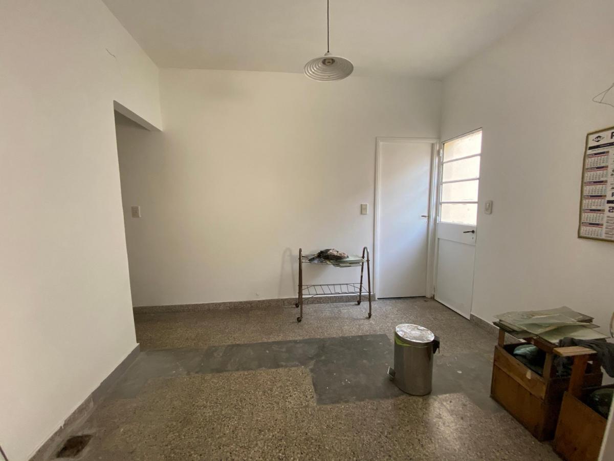 Casa 5 Amb. Patio y Terraza Lote 9 X 9 (No Apto Cred) 2