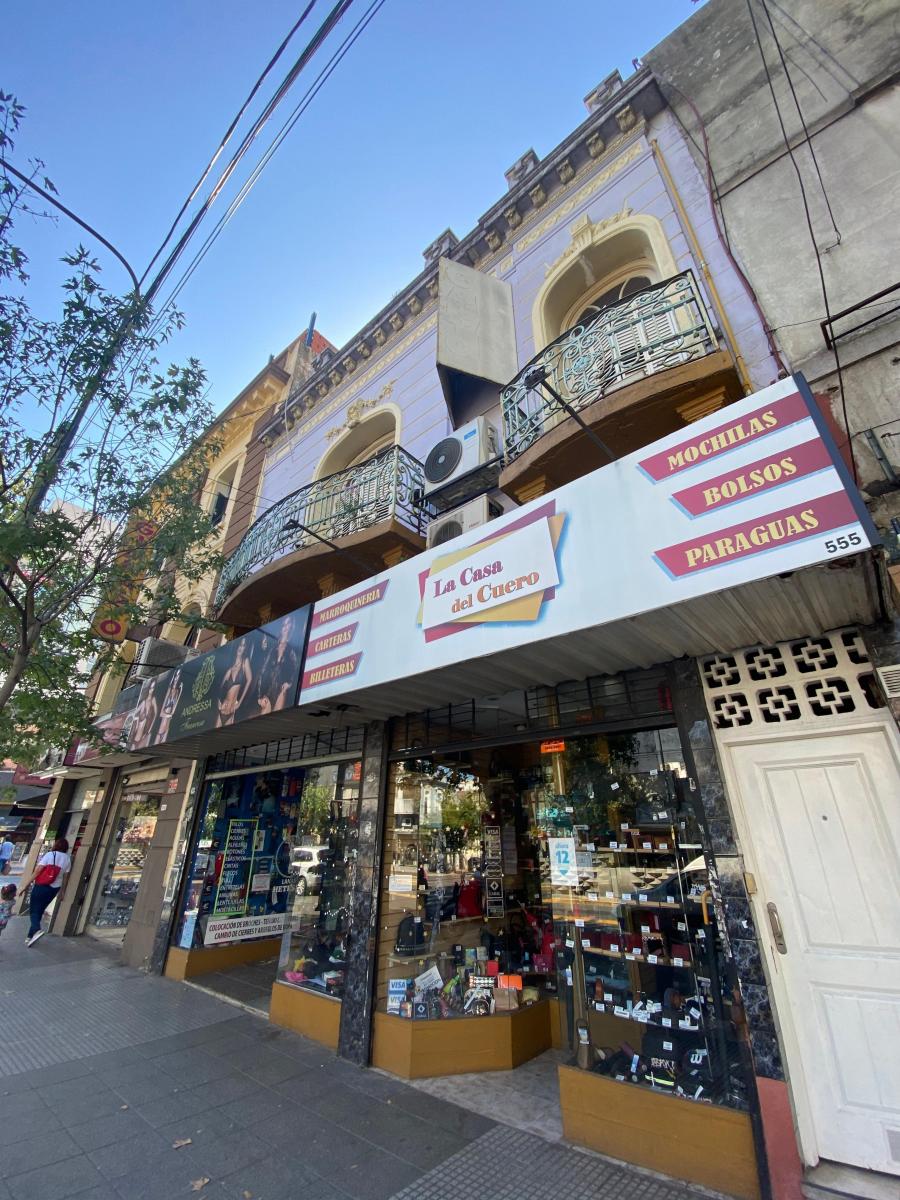 Local con Vivienda Sobre Lote Propio. 1