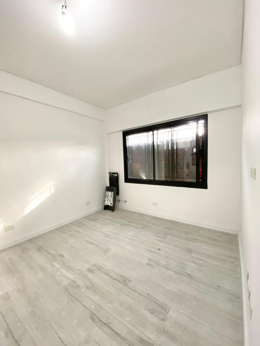 Foto de PH Tipo Casa 4 Ambientes, Quincho y Terraza. Sin Expensas, a Estrenar!, imagen 2