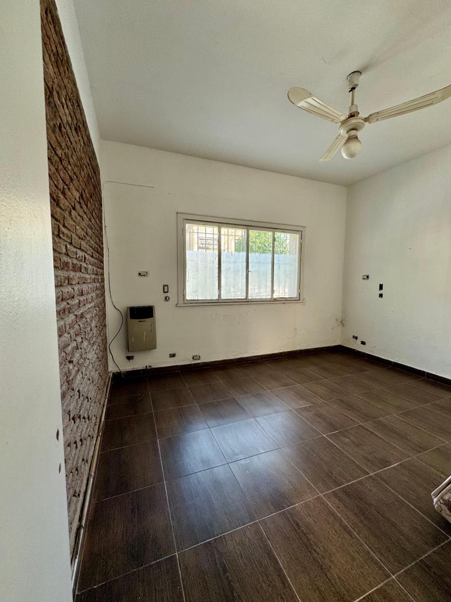 Lote Ideal 8.66 X 18 Para Destino Comercial o Vivienda Multifamiliar. 4
