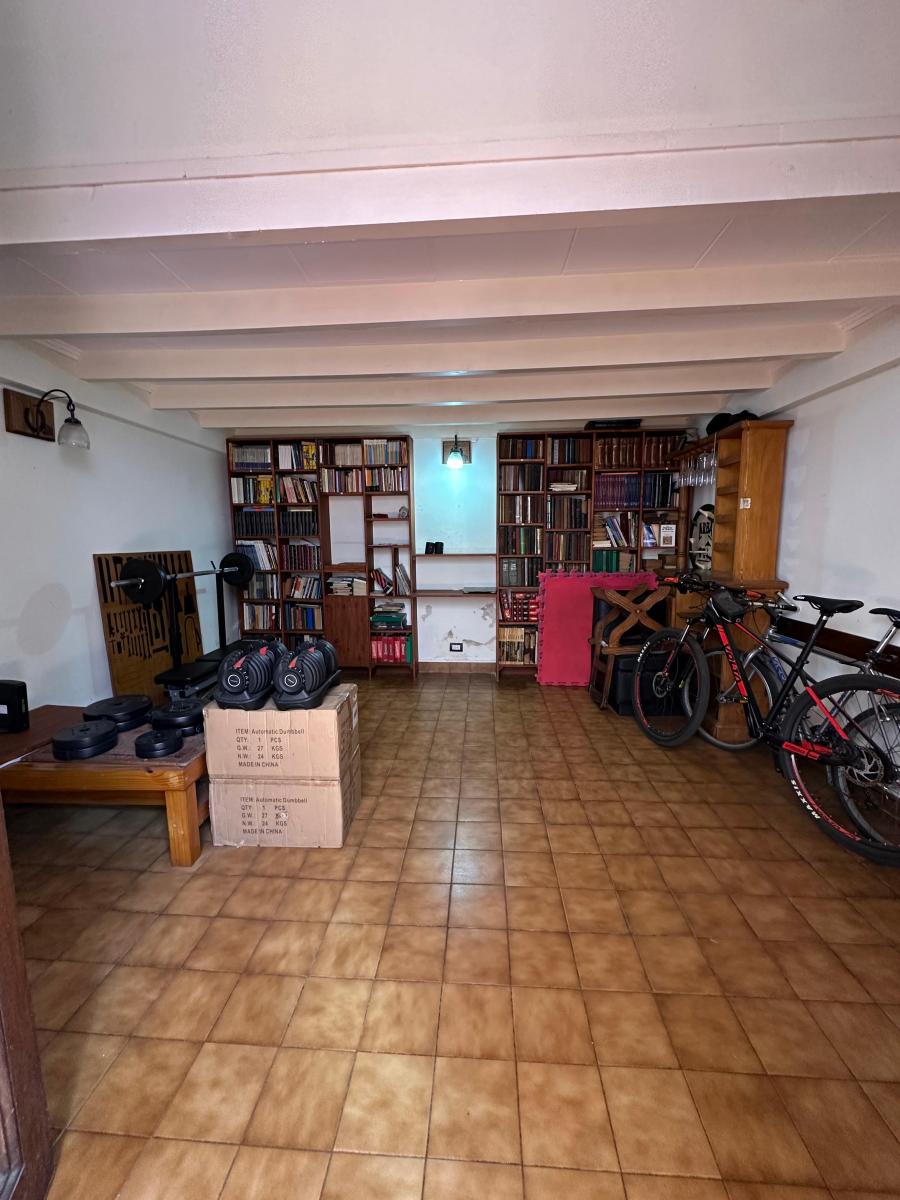 Casa con Garage, Patio y Terraza 5