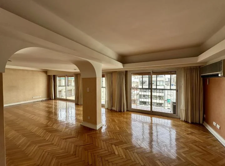 Semipiso 4 amb c/dep Balcón terraza con Parrilla y cochera 4