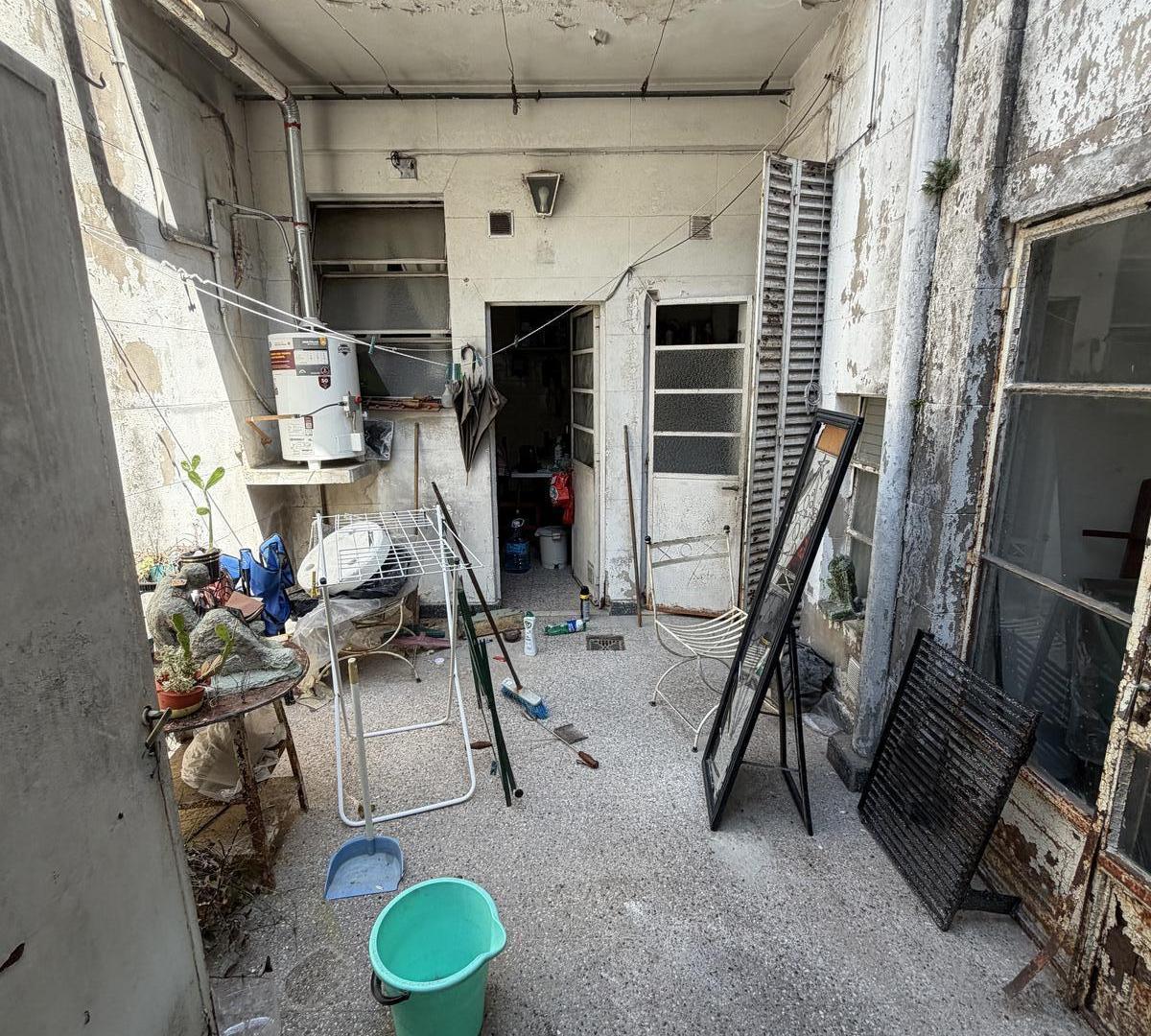 Foto de VENTA – LOTE CON 3 PHs – DONATO ÁLVAREZ 2200, imagen 3