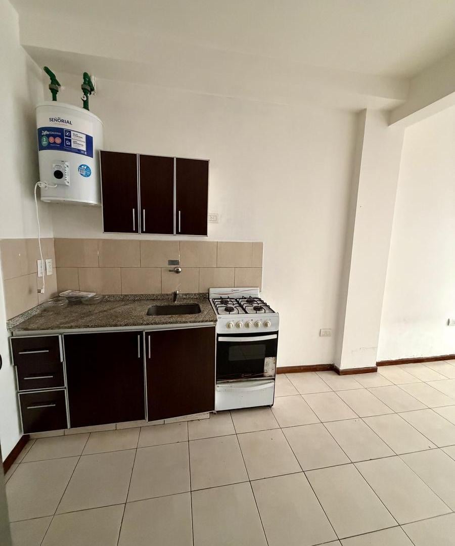 Foto de Monoambiente en Planta Baja con Gran Patio – Villa Santa Rita, imagen 4