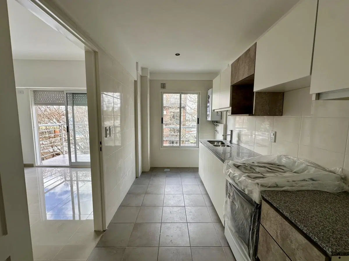 VENTA – SEMIPISOS DE 2 Y 3 AMBIENTES –  PARQUE CHAS 4