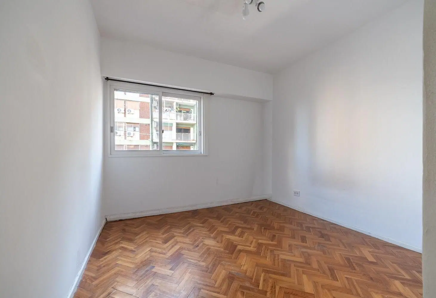 Venta  Departamento 4 ambientes muy luminoso con vista abierta Villa Crespo  Juan B. Justo 2819, 8 P 2