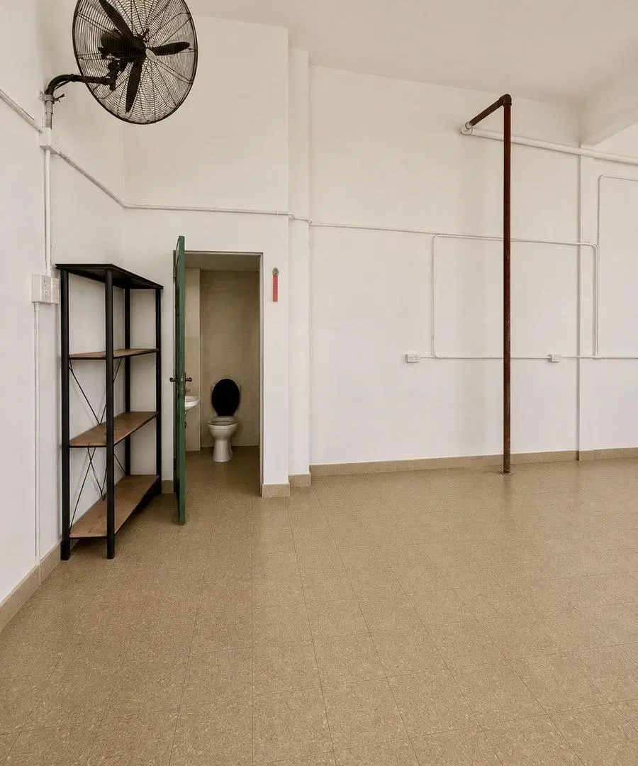 Excelente Local en Esquina – Máxima Visibilidad y Gran Potencial Comercial 3