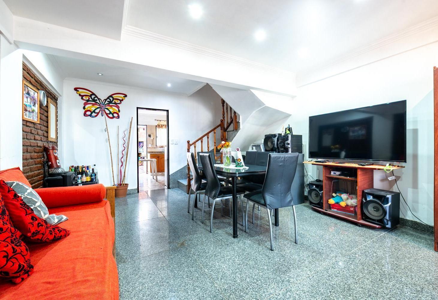 Foto de Tríplex 5 Ambientes con Garage y Patio – 4 Dormitorios en Suite, imagen 4