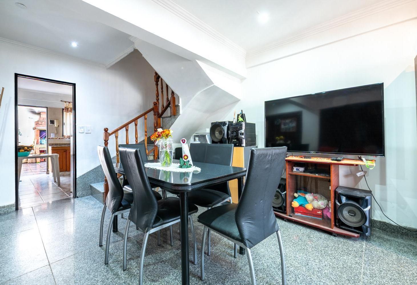 Foto de Tríplex 5 Ambientes con Garage y Patio – 4 Dormitorios en Suite, imagen 3