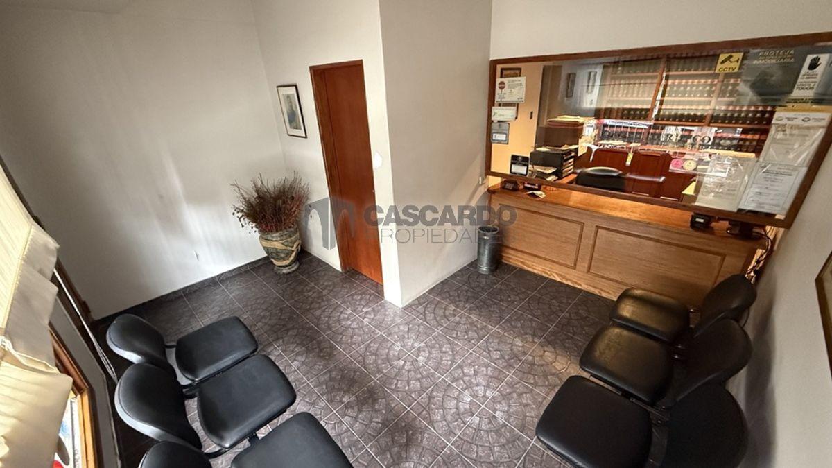 Foto de Oficinas con patio y terraza en excelente ubicación, imagen 3