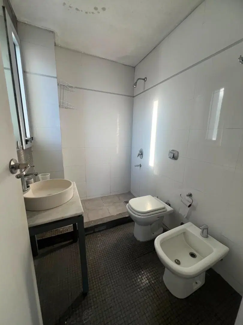 Departamento de 2 ambientes con lindo balcón terraza 2