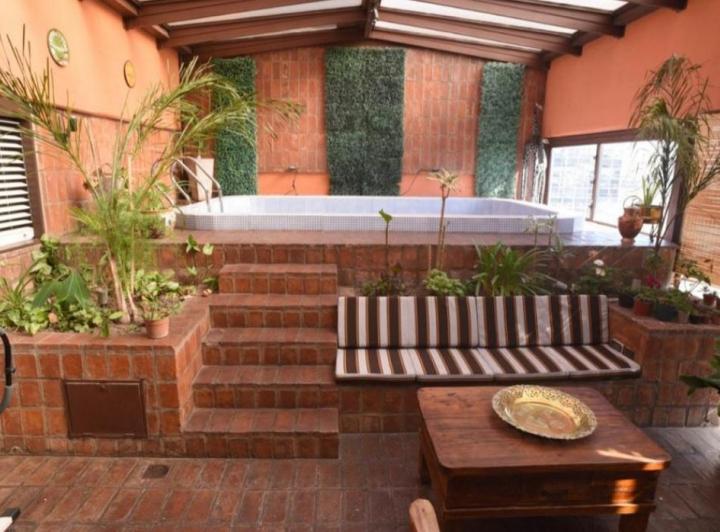 Excelente PENTHOUSE  2