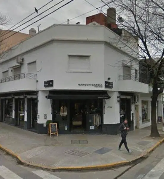Local en Excelente esquina - Honduras y Malabia 2