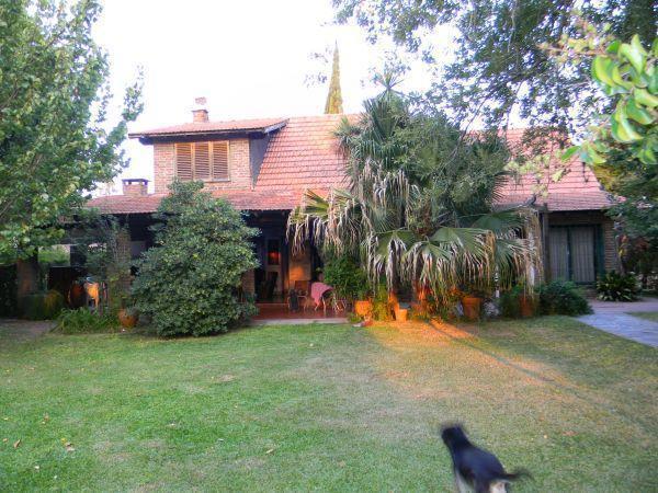 Venta 2 Casas Independientes en un Lote de 880 m² Ideal Para 2 Familias 2