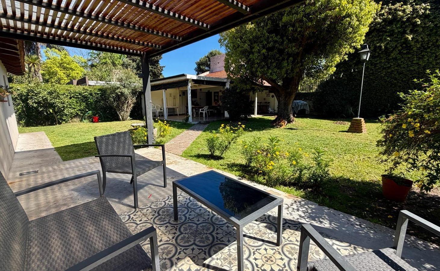 Foto de Venta Casa 975m2 parque 3 dormitorios Quincho y Piscina, imagen 5