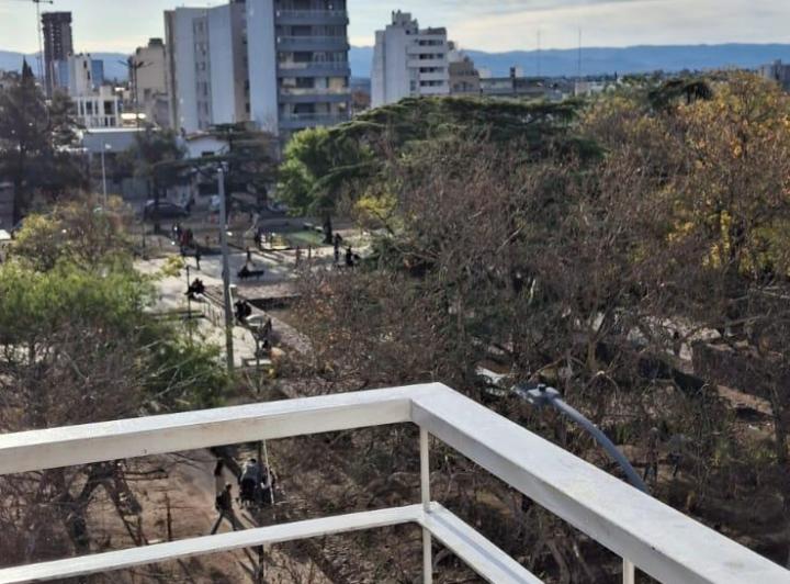 ALQUILER DEPTO 1 DOR EXTERNO BALCON ALTO ALBERDI 5