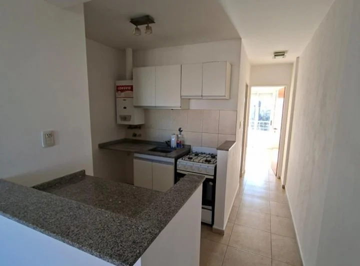 ALQUILER DEPTO 1 DOR EXTERNO BALCON ALTO ALBERDI 4