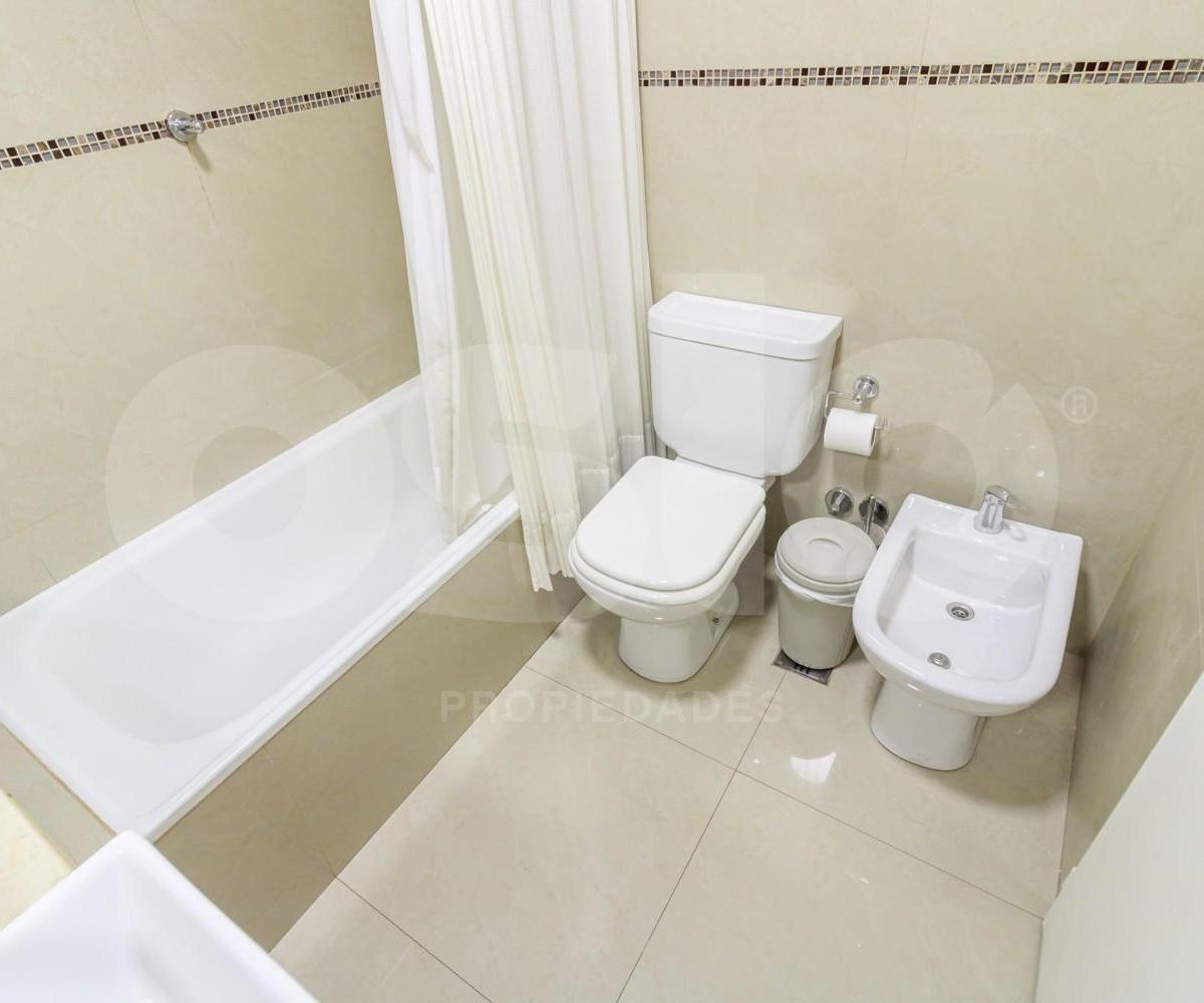 Venta de Lindisimo 2 Ambientes C/cochera en Coghlan 4