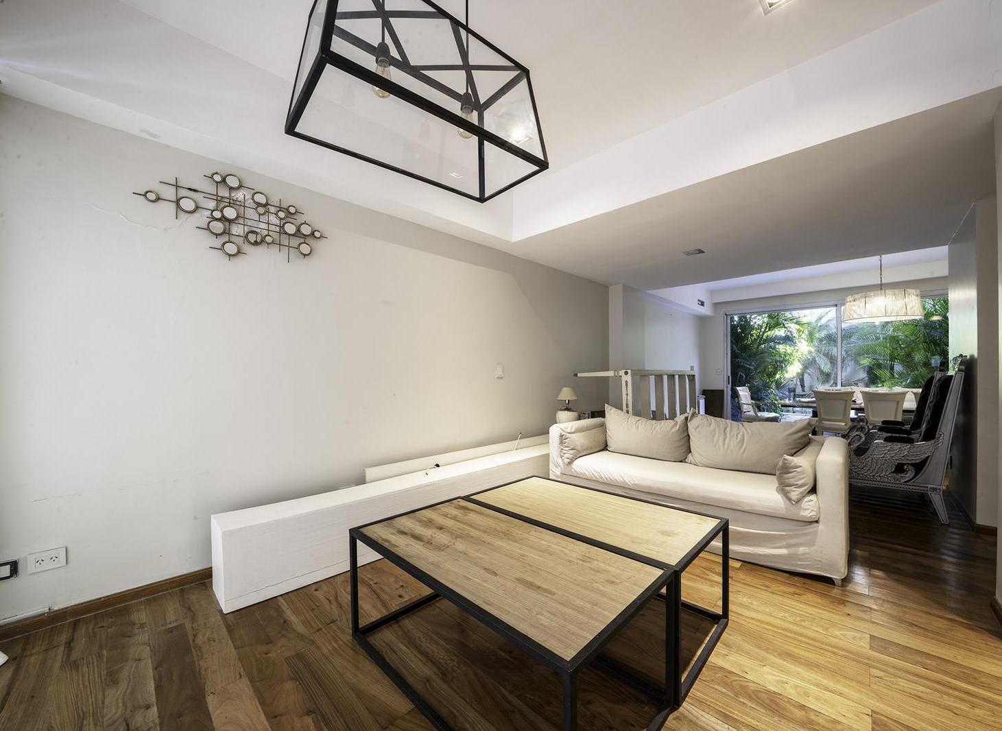 Casa en  venta 5 ambientes en Núñez!