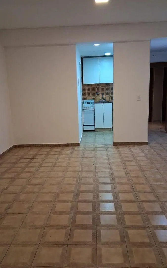 Departamento en alquiler 2 amb. Tribunales 2