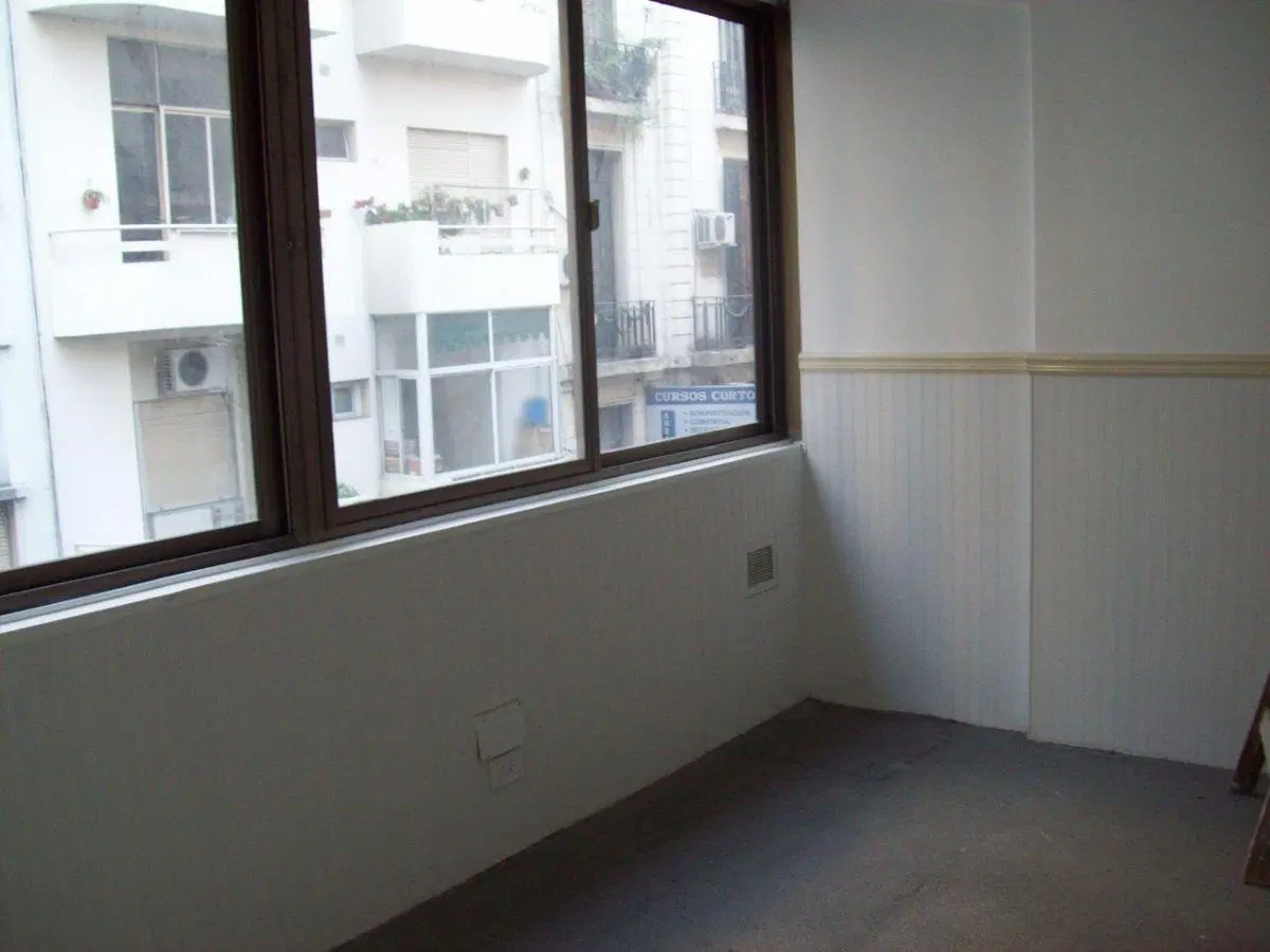 Departamento en alquiler 2 amb. Tribunales 4