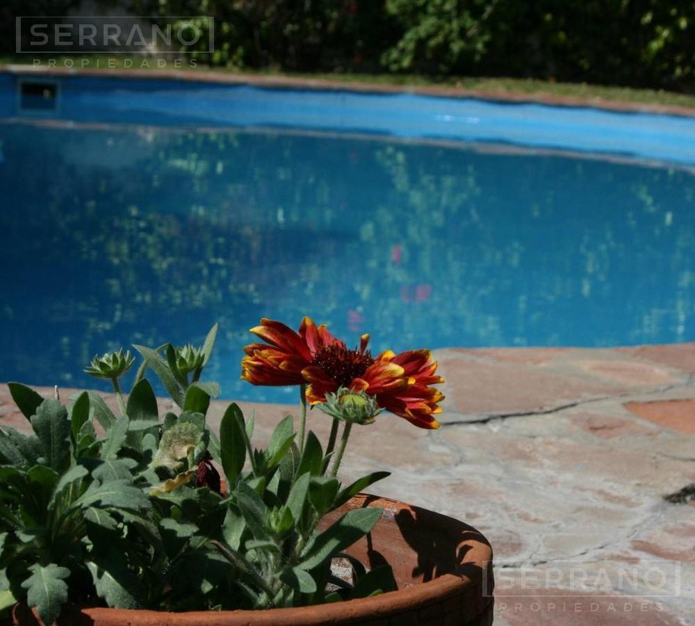 Venta Casa en San Isidro Centro, 6 Amb, Amplio Jardin, Piscina y Garage. 5