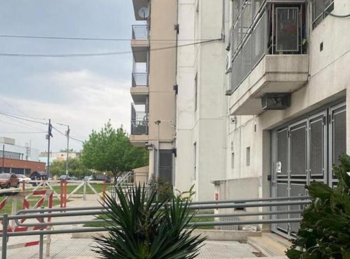 Departamento en Parque Avellaneda permuta x casa quinta. 1