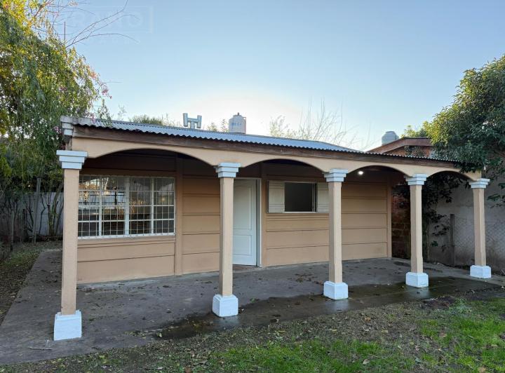 ALQUILER ANUAL, casa dos dormitorios, Parada Robles, Exal. de la Cruz, pcia de Buenos asires 1