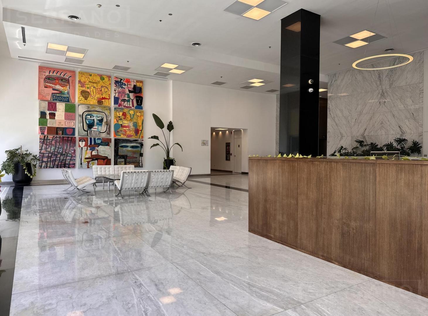 Oficina en alquiler de 908 m2 en Vicente López