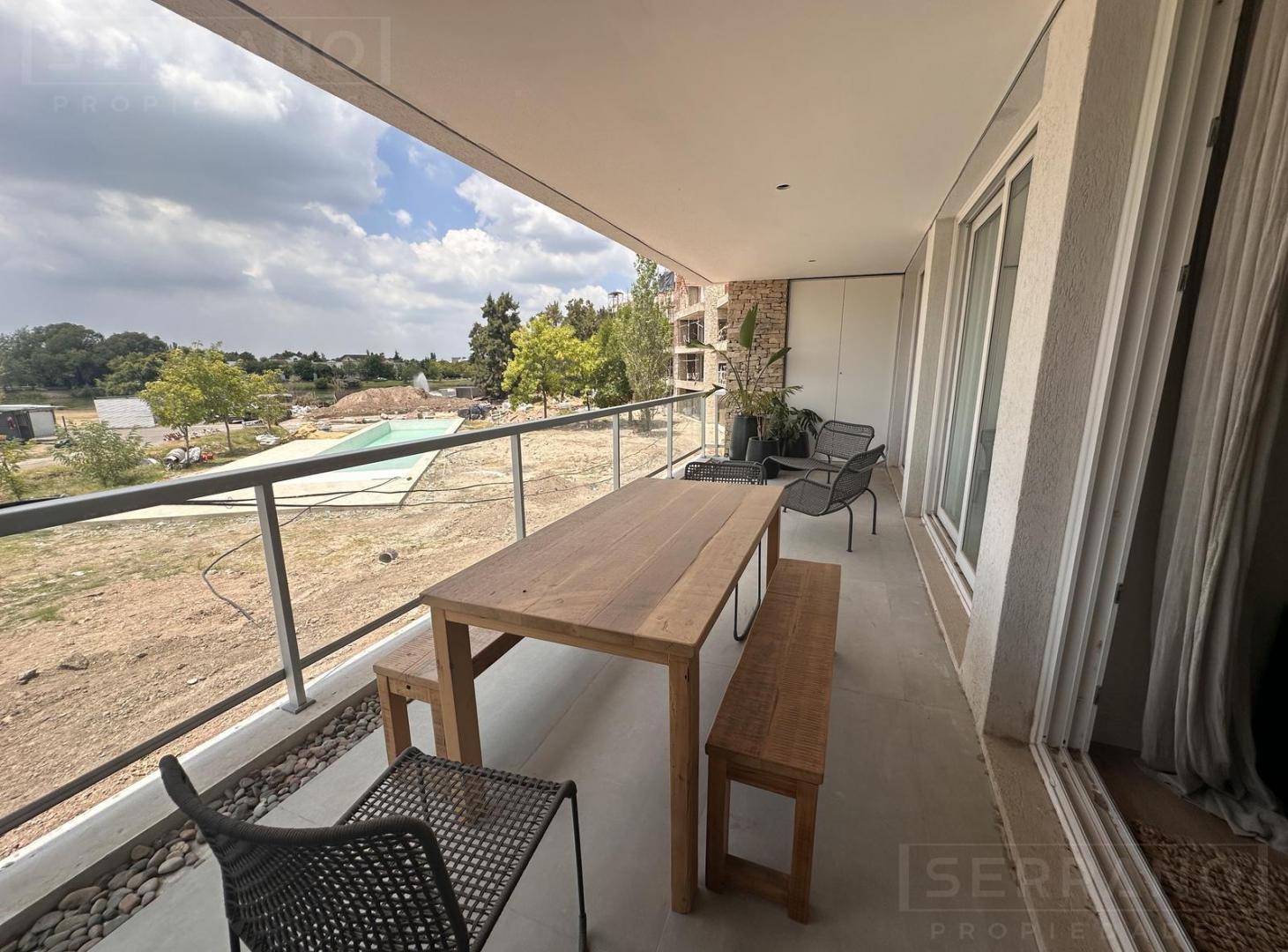 Venta Departamento 4 ambientes Nordelta con cochera Condominio Lagunita