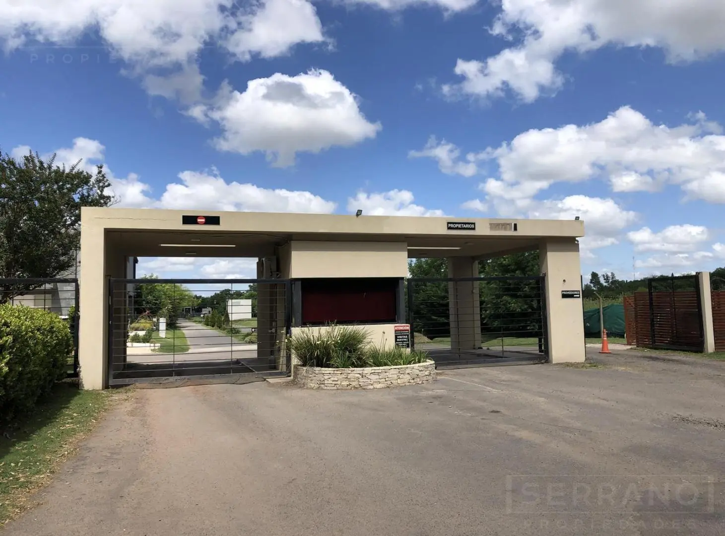 Venta lote 394m2 en La Agustina, Pilar 3