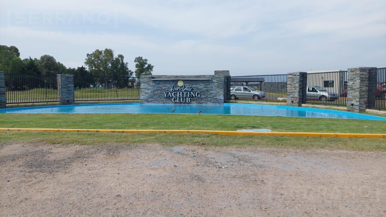 Venta amplio terreno lote en el barrio Yachting Club Don Luis
