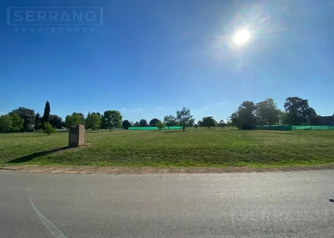 Venta lote de 1071m2 en Barrio Mirabosques, Cardales 2