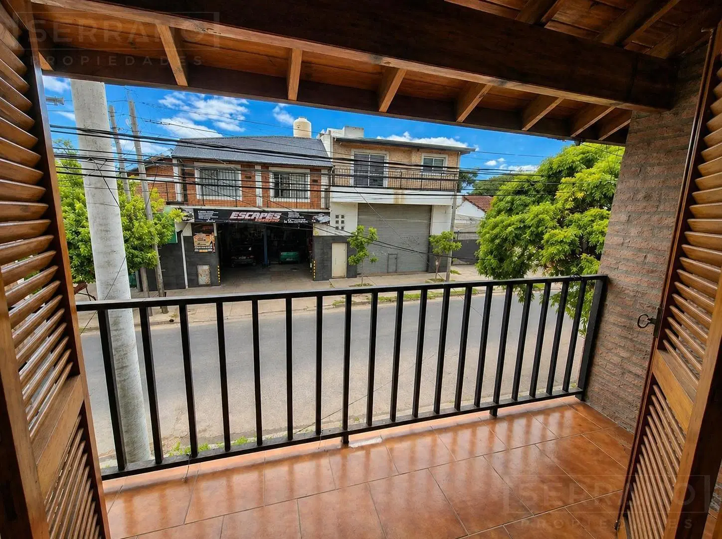 PH en venta, 4 ambientes, amplio con entrepiso y 2 balcones - Escobar 5