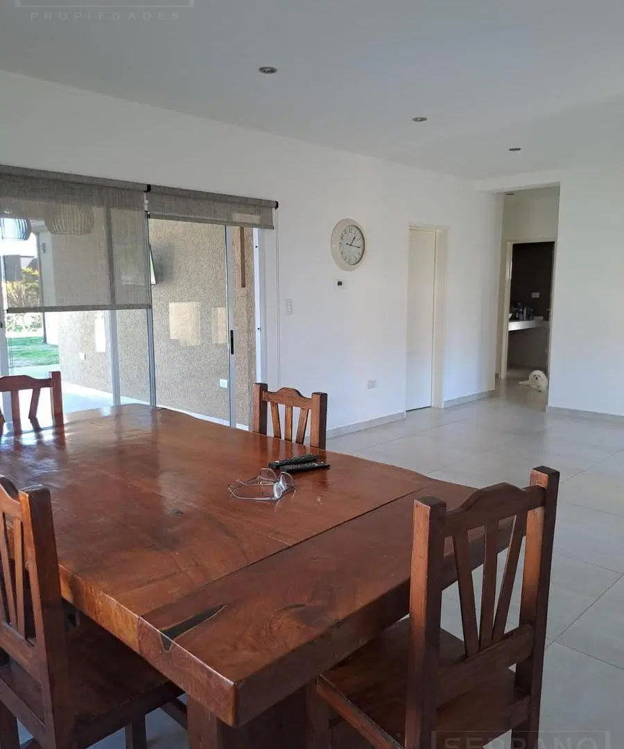 Casa con 3 dormitorios en venta, Pileta, Barrio San Ramon, Pilar del Este 3