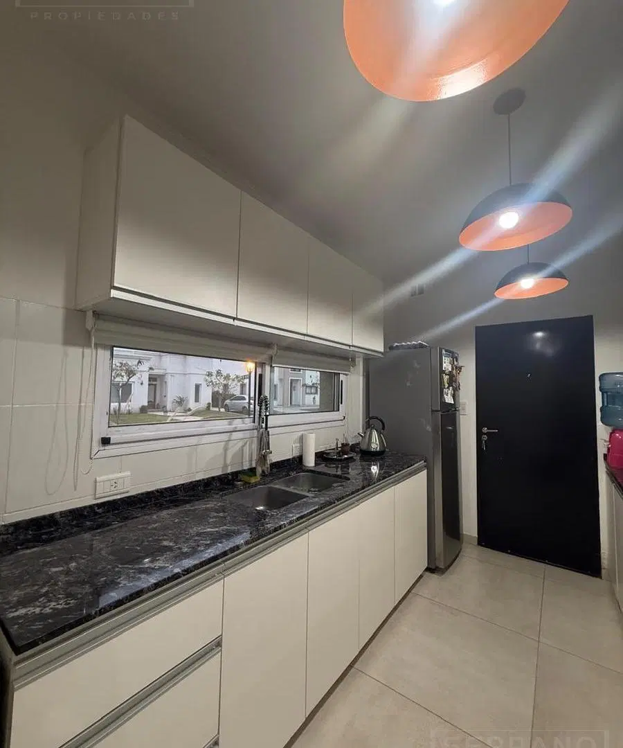Casa con 3 dormitorios en venta, Pileta, Barrio San Ramon, Pilar del Este 4