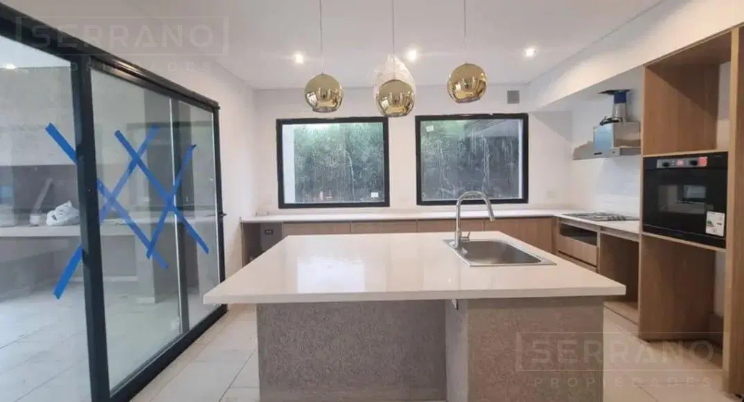 Venta casa 7 ambientes en Haras Santa Maria, Escobar 3