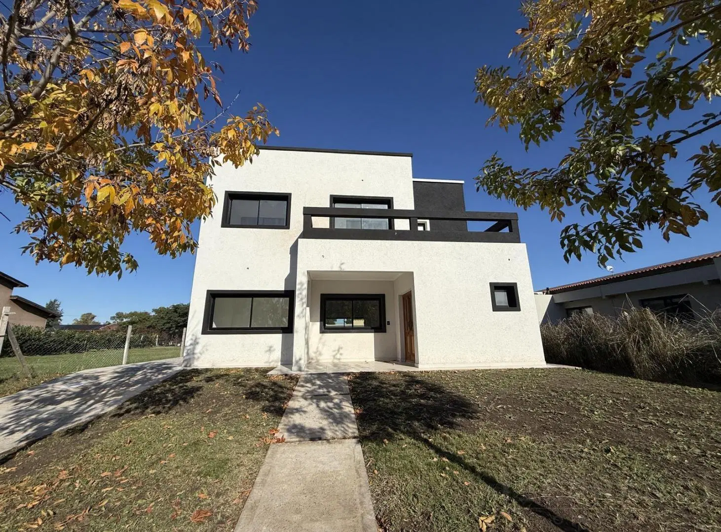 Venta Casa 6 ambientes en San Pablo Pilar 5