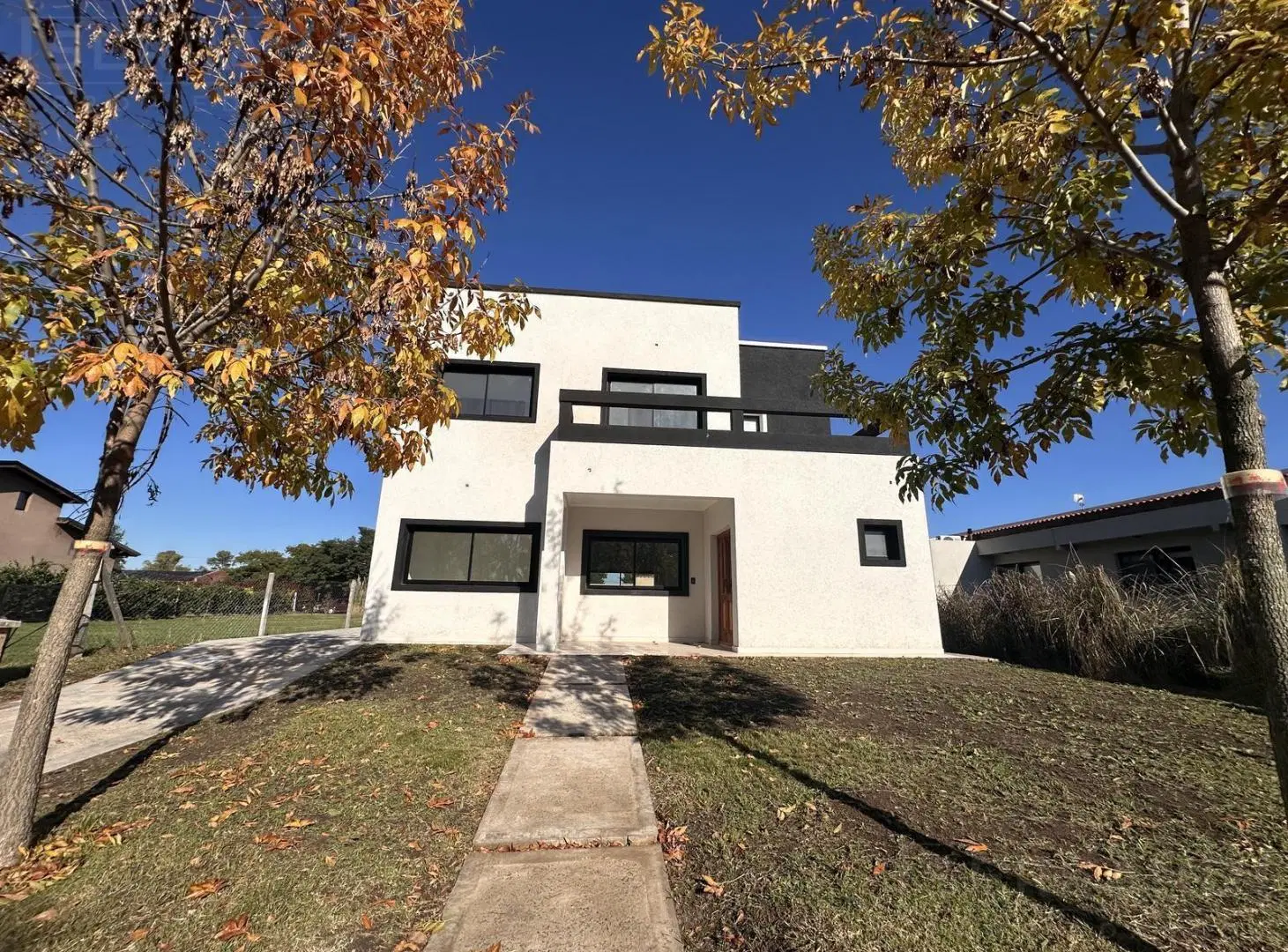 Venta Casa 6 ambientes en San Pablo Pilar 1