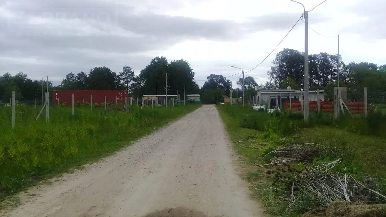 Venta Terreno de 1600m2 con mejoras, Parque Sakura II, Exaltacion de la Cruz 4