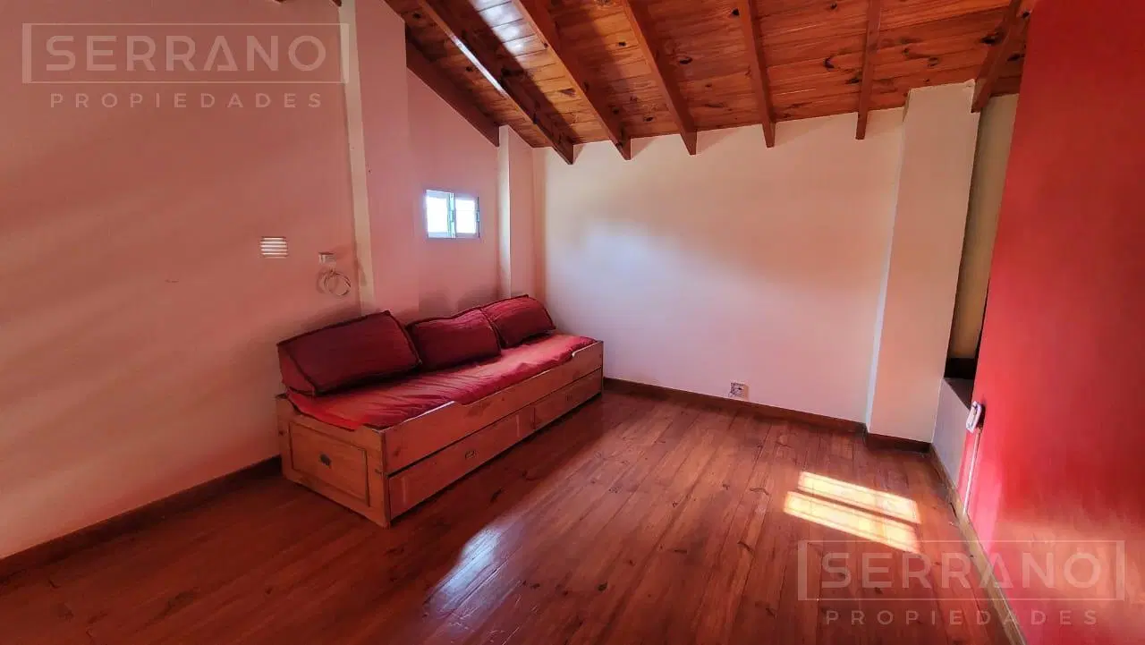 Venta Casa 5 ambientes Amplio Lote con Piscina Barrio Parque Exaltación, Exaltación de la Cruz 5