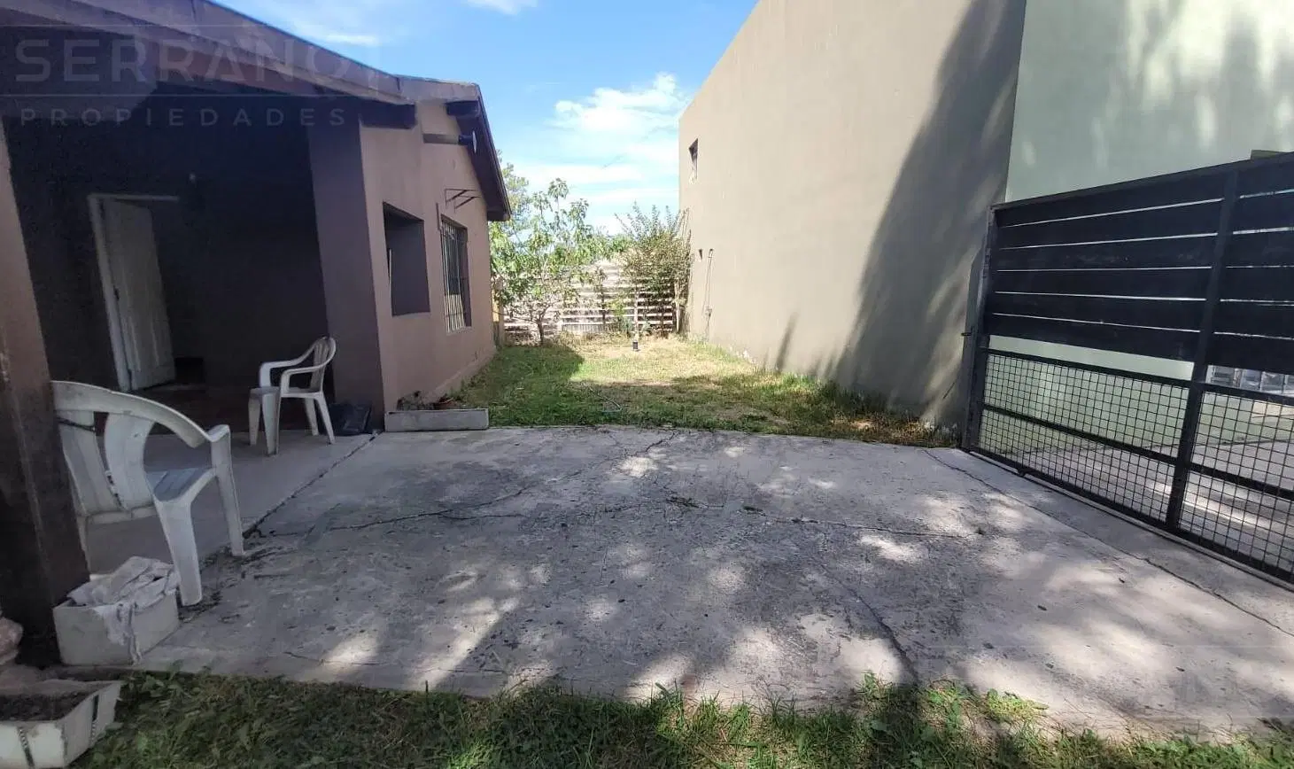 Venta Casa 4 Ambientes y Local Independiente sobre Colectora Panamericana Ramal Pilar Apto Comercial 2