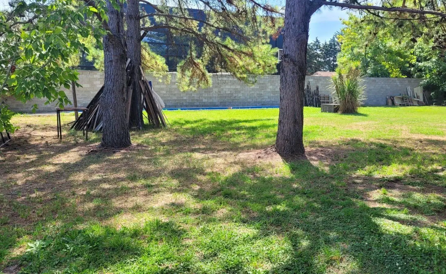 Venta Casa 4 Ambientes y Local Independiente sobre Colectora Panamericana Ramal Pilar Apto Comercial 3