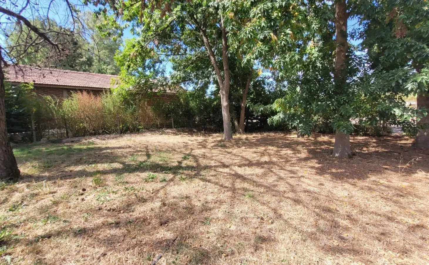 Venta Casa 4 Ambientes y Local Independiente sobre Colectora Panamericana Ramal Pilar Apto Comercial 4