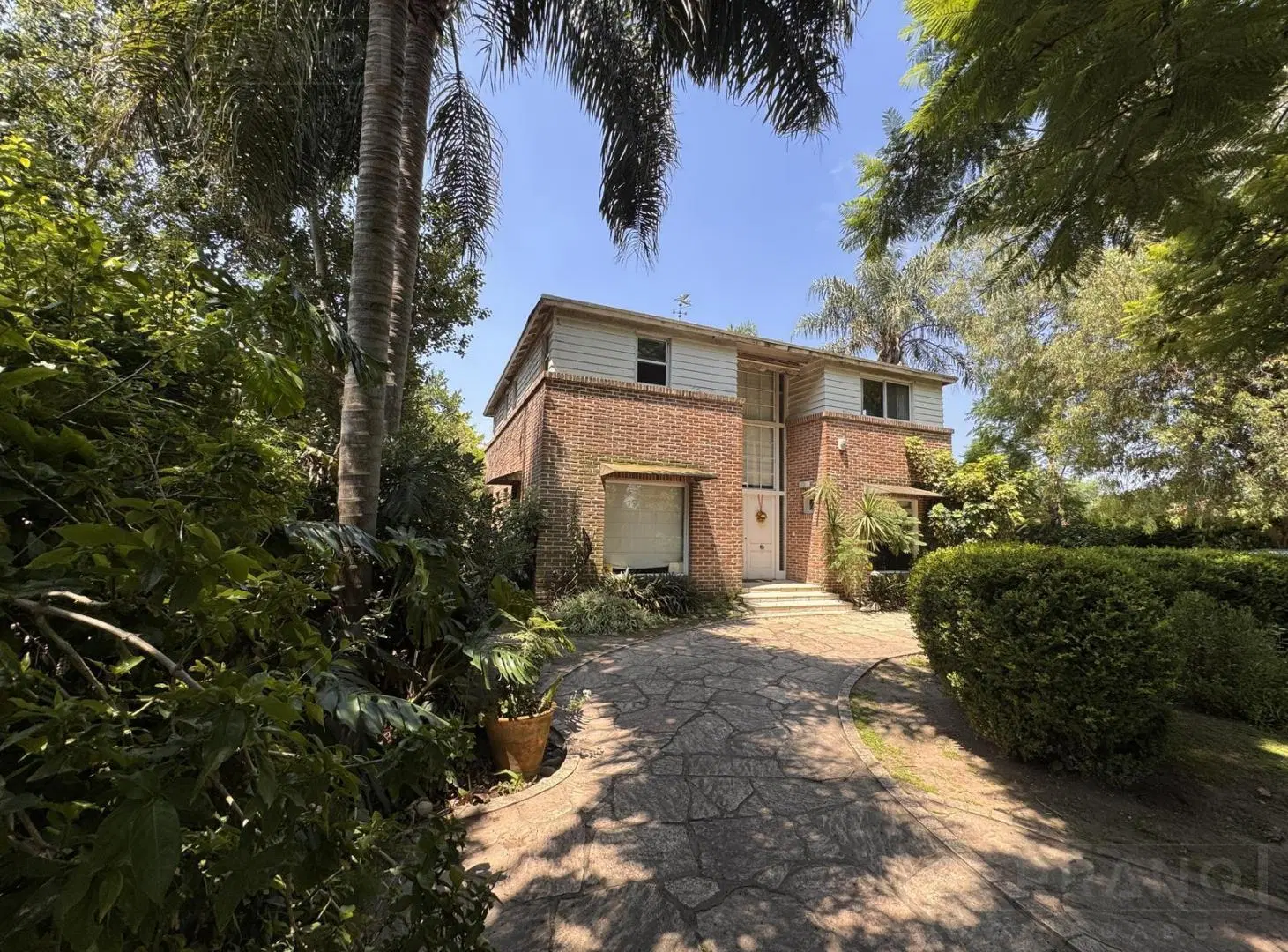 Venta casa, 3 dormitorios, gran parque, piscina. Triangulo de Don Torcuato. Tigre 5