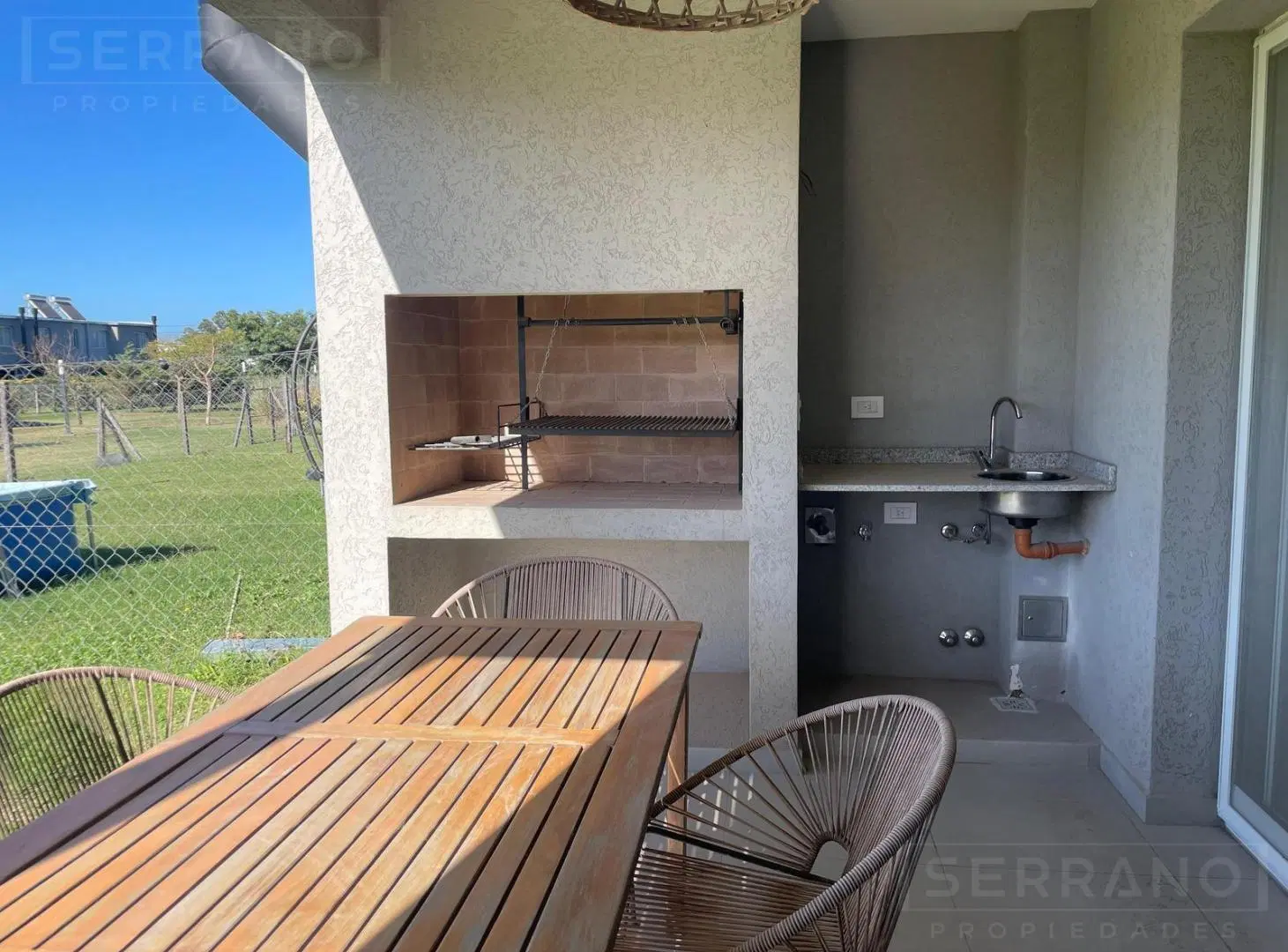 Casa 4 ambientes , 3 dormitorios en DECS Tortugas – Jardín, parrilla y amenities – Ideal familia 2