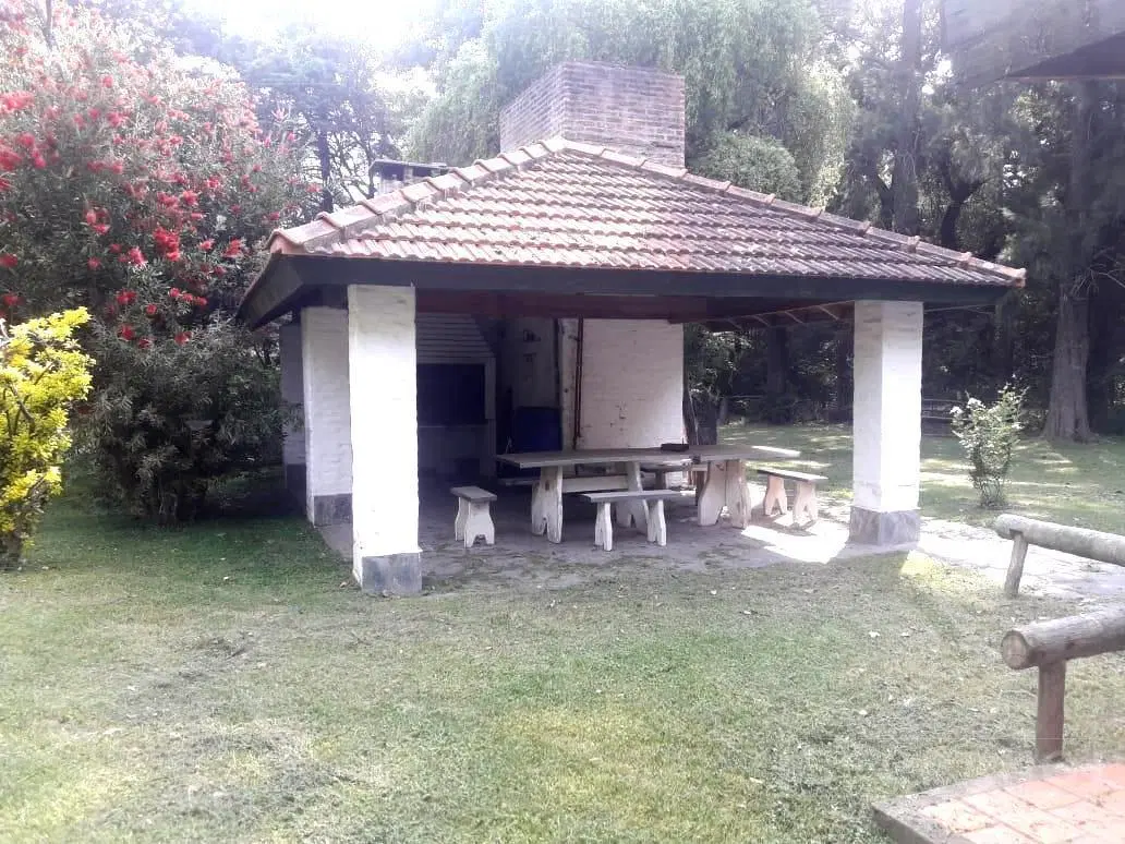 Venta Casa 4 amb con piscina en Barrio Parque Sakura, Exaltación de la Cruz 3