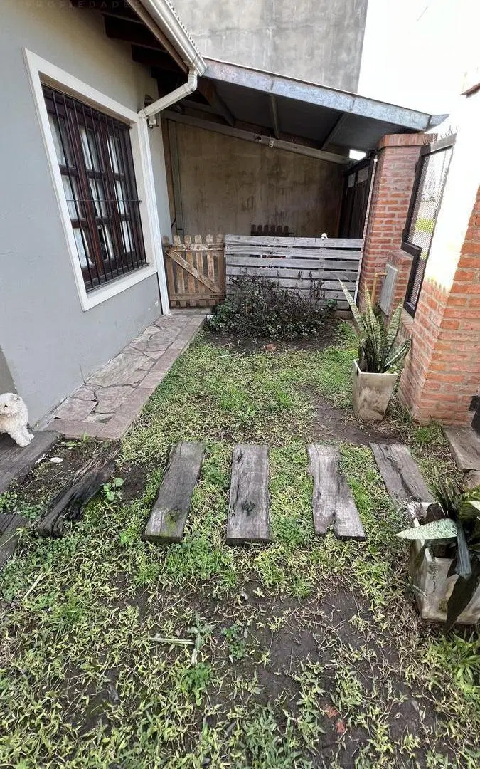 Venta casa 4 ambientes en Pilar, cerca de Autop. Panamericana, apta crédito 1