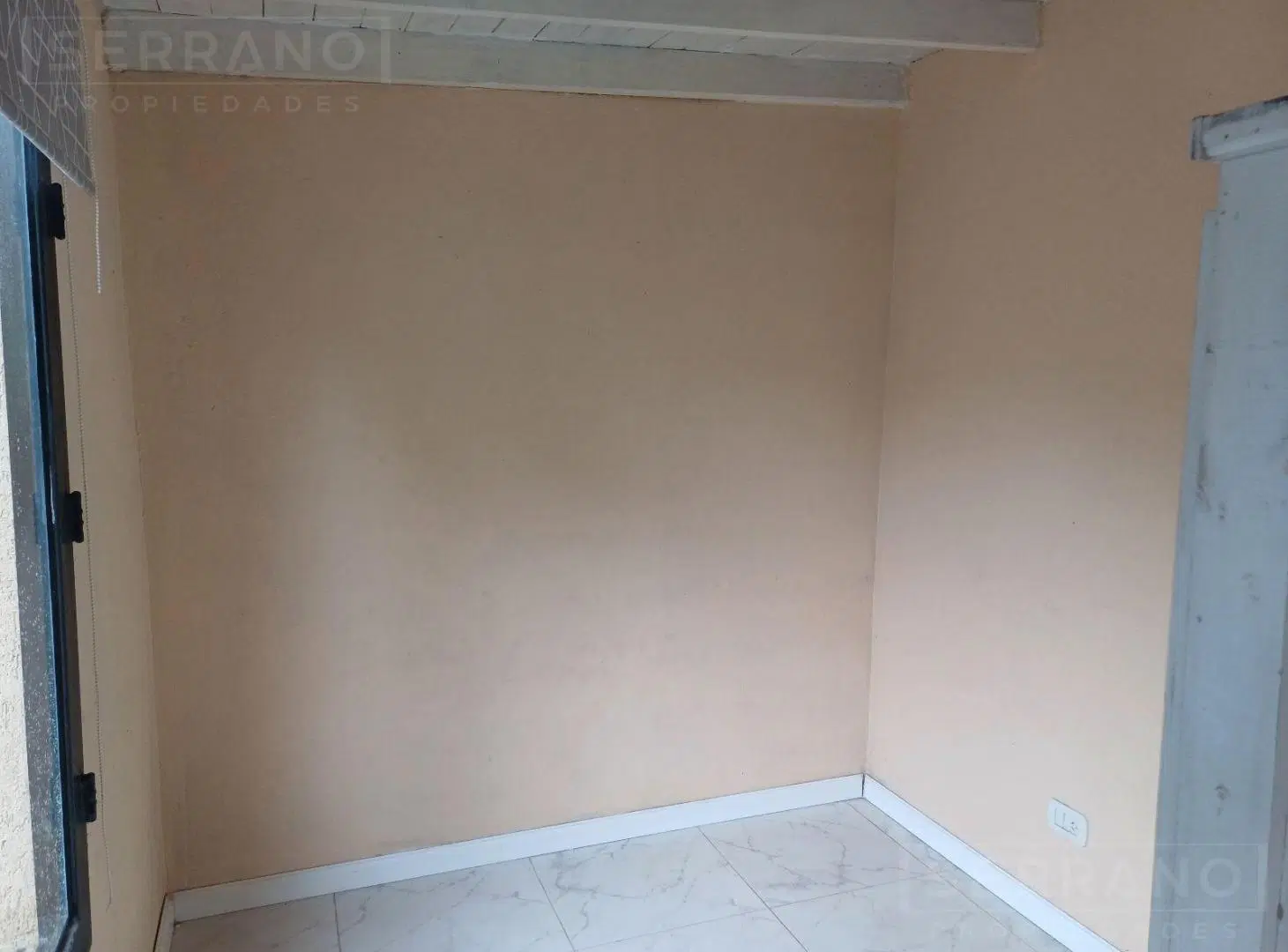 GZA. Venta. Casa 3 ambientes con pileta en terreno de 300m2. Barrio De Vicenzo, Pilar 4